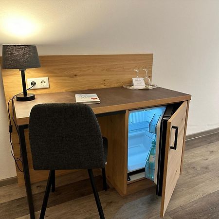 Hotel Raeucherhansl Loiching Buitenkant foto