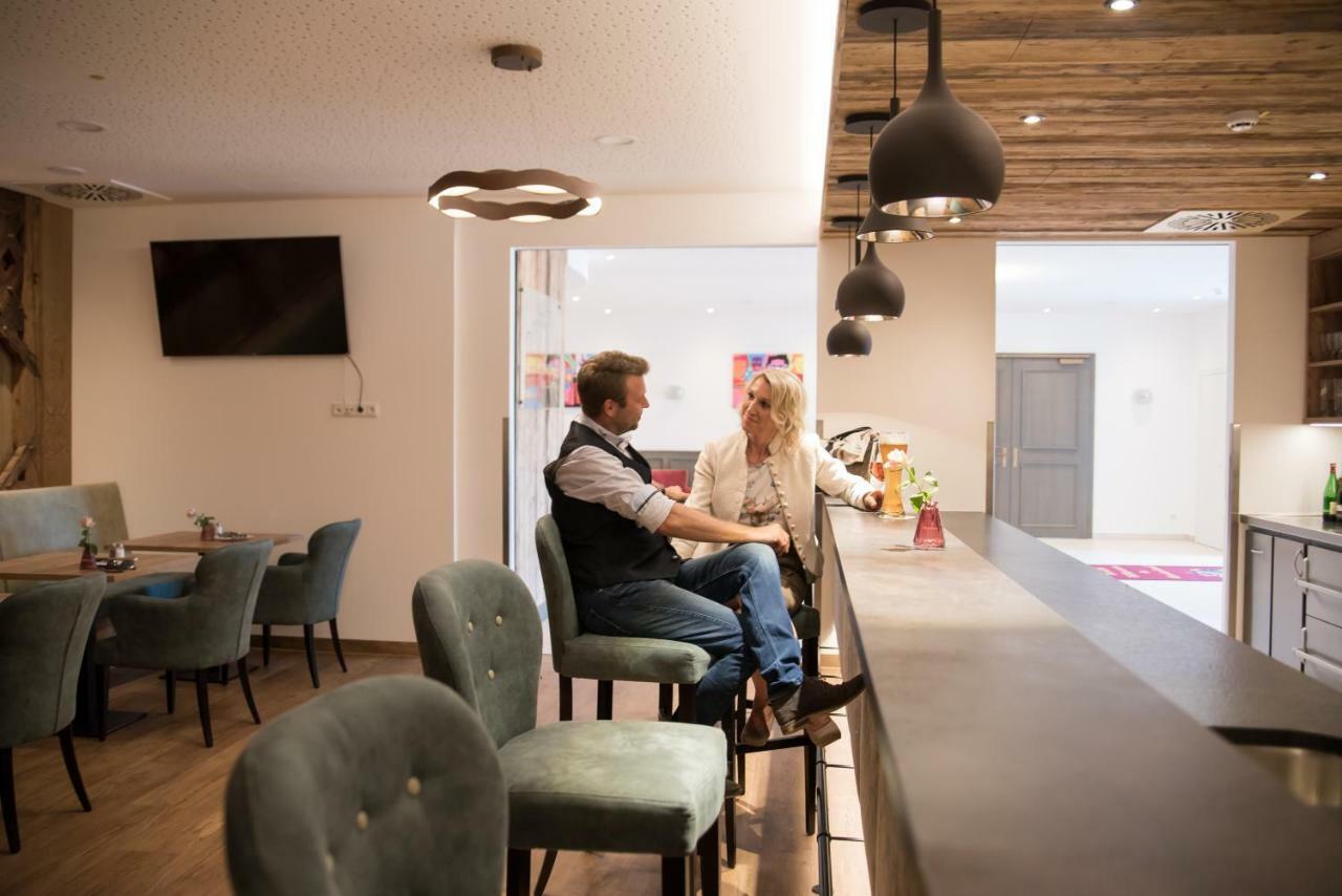 Hotel Raeucherhansl Loiching Buitenkant foto